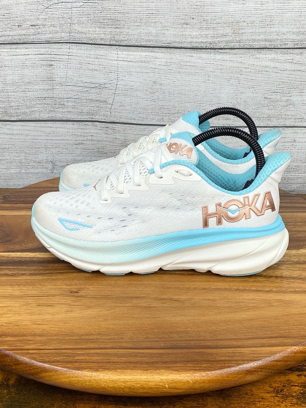 HOKA One One Clifton 9 Frost Blue Rose Gold Running Shoe Women’s Size 6 B